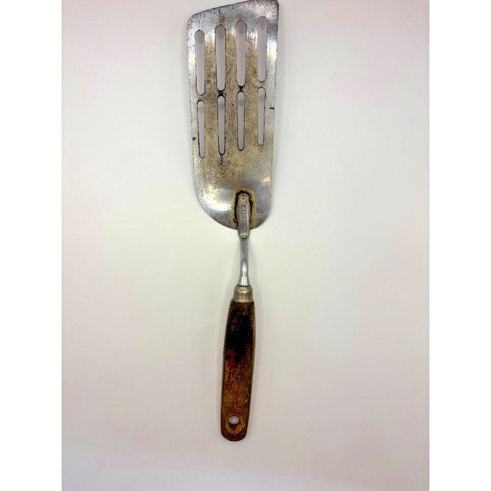 Vintage Chrome Slotted Turner Spatula Wood Handle Metal Flipper Kitchen Utensil